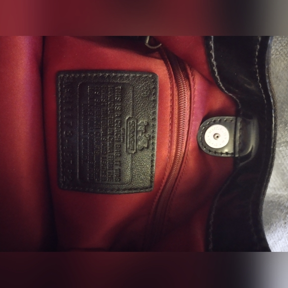 COACH black with red interior - Picture 3 of 3